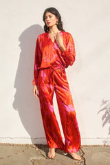 Ava Pant