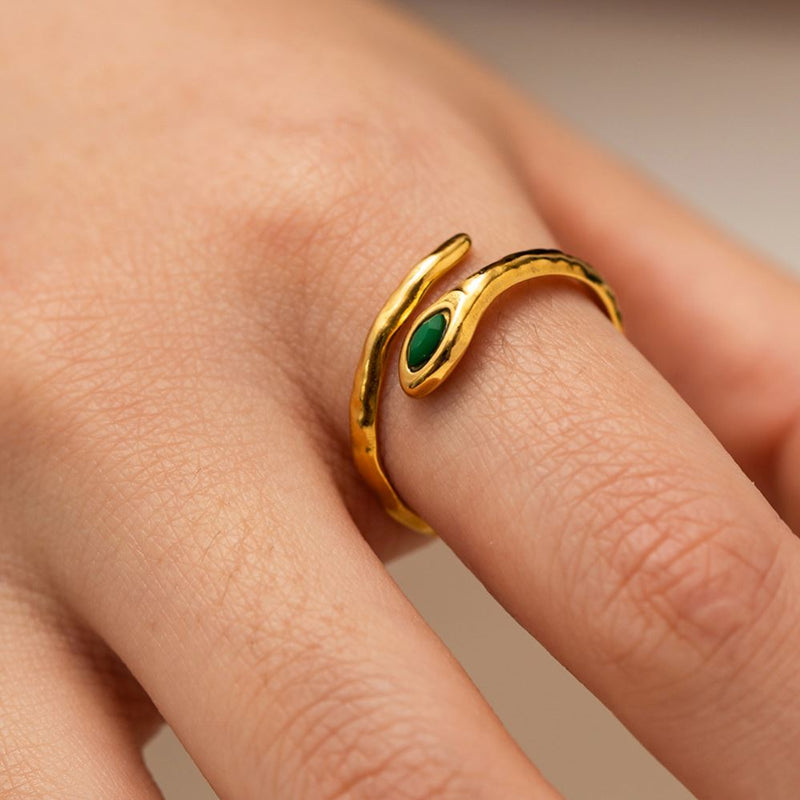 Marian Ring