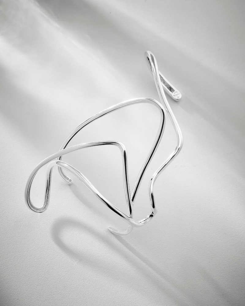 Miragem Hand Bracelet