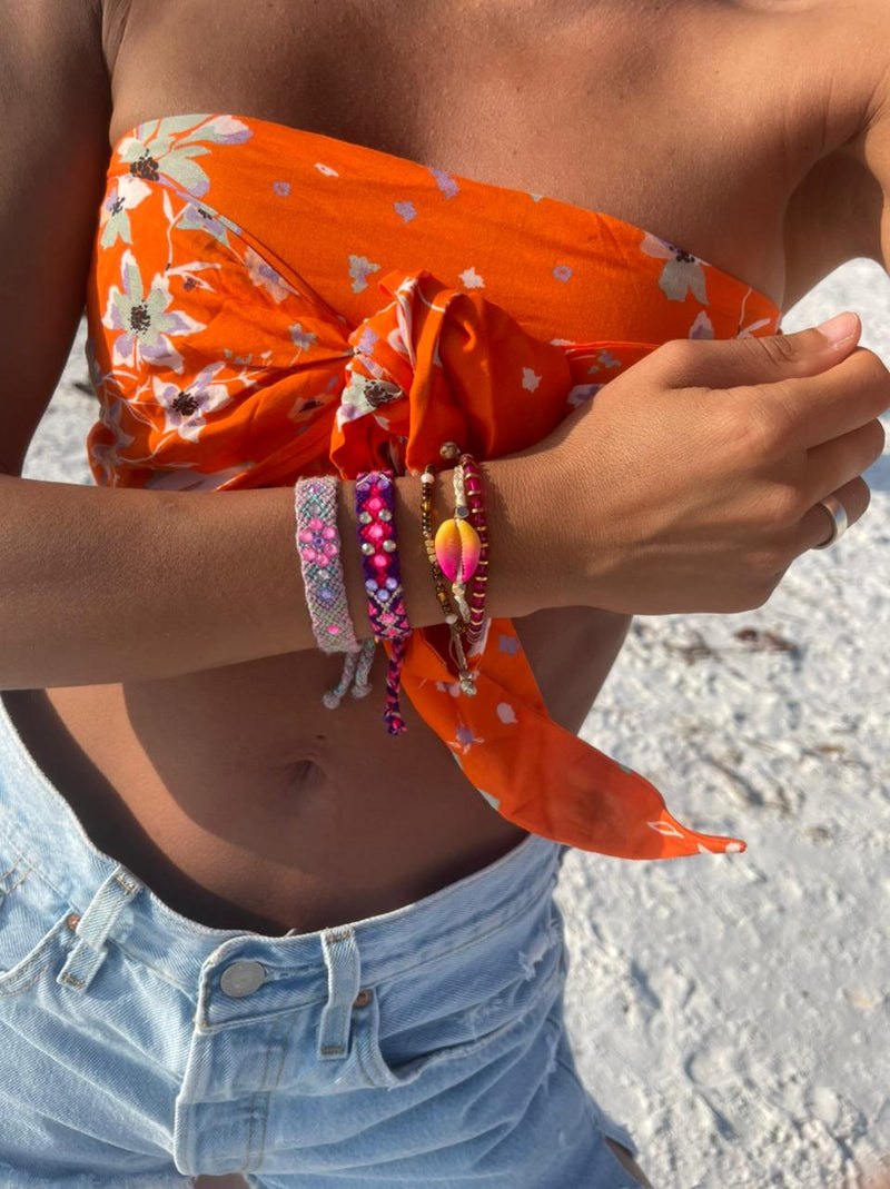 Wayuu Bracelet "Be The Change" - Electric Pink