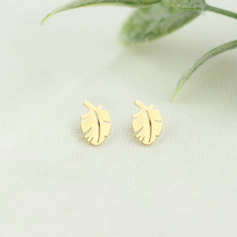 Bulky Feather Studs